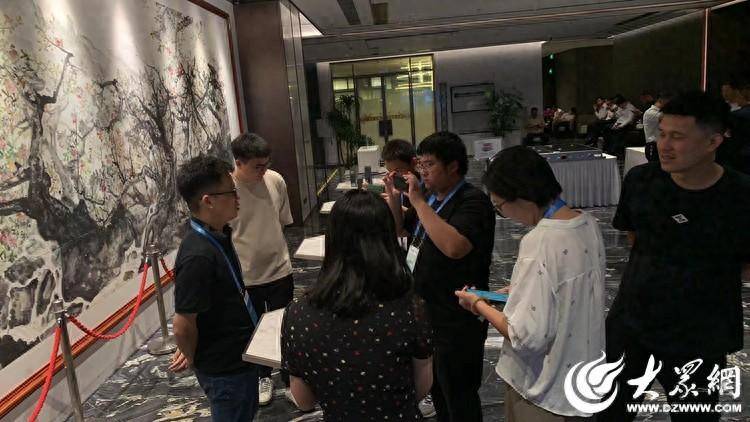 欣旺达第三代闪充电池亮相展会 引媒体关注
