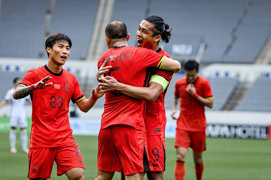 东亚杯-黄政宇首球 国足两中门框1-0中国香港获季军